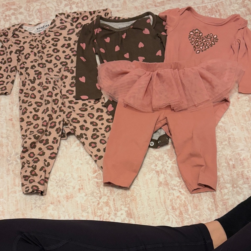 Baby Girl Leopard and Heart Outfit Set 5pcs set